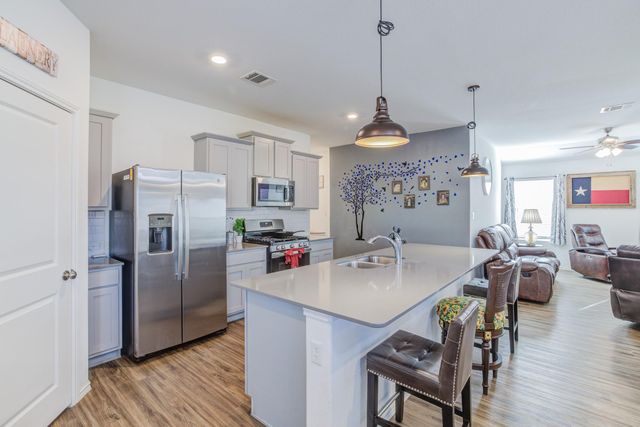 105 Isaac Millsaps TRL, Bastrop, TX 78602