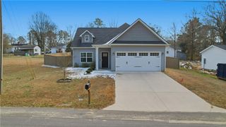 135 Stevenson Drive, Belton, SC 29627
