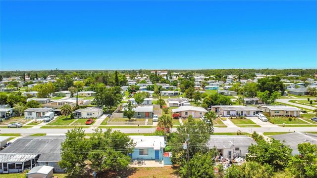8594 BUMFORD AVENUE, North Port, FL 34287