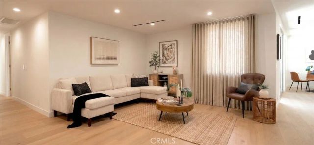 100 S Doheny Drive PH05, Los Angeles, CA 90048