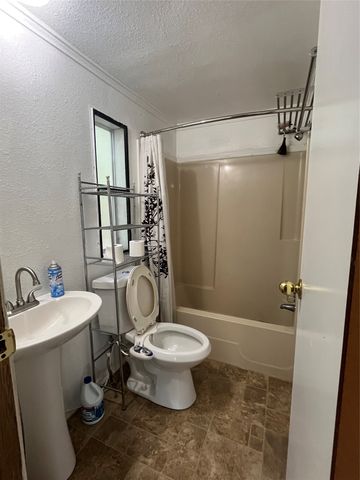 1466 County Road 3504, Quinlan, TX 75474