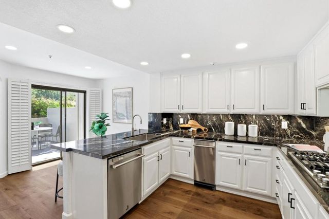 3 Daffodil Lane, San Carlos, CA 94070