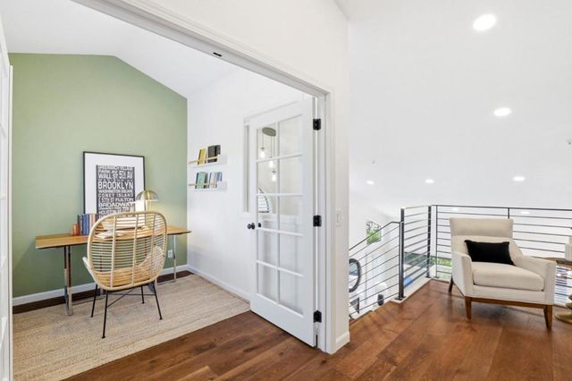 3 Daffodil Lane, San Carlos, CA 94070