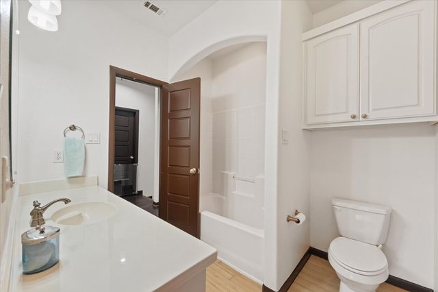 2851 Coldwater Court, Midlothian, TX 76065