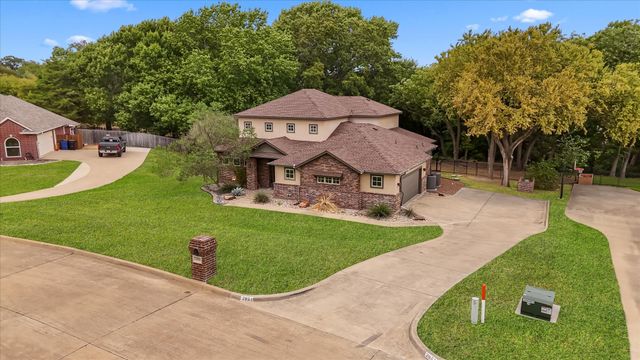 2851 Coldwater Court, Midlothian, TX 76065