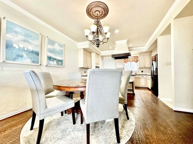 402 Oakbrook, Lewisville, TX 75057