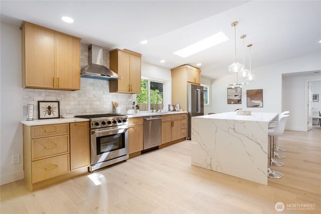 16103 E Shore Drive, Lynnwood, WA 98087