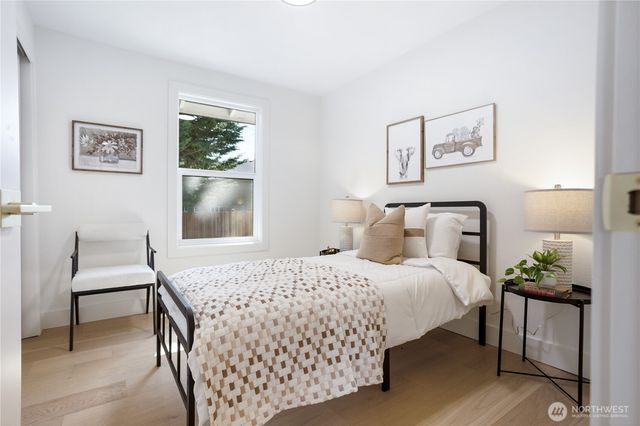 16103 E Shore Drive, Lynnwood, WA 98087