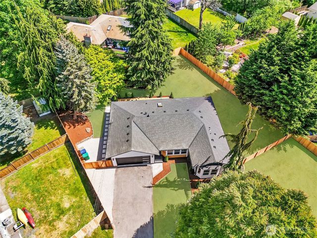 16103 E Shore Drive, Lynnwood, WA 98087