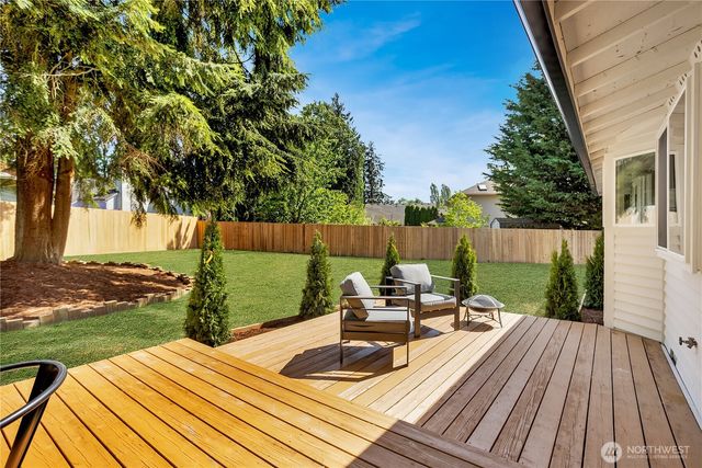 16103 E Shore Drive, Lynnwood, WA 98087
