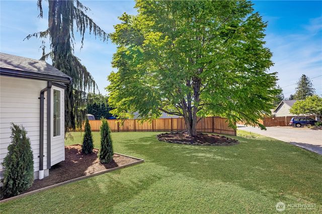 16103 E Shore Drive, Lynnwood, WA 98087