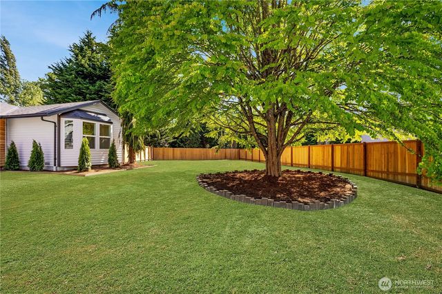 16103 E Shore Drive, Lynnwood, WA 98087