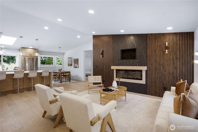 16103 E Shore Drive, Lynnwood, WA 98087