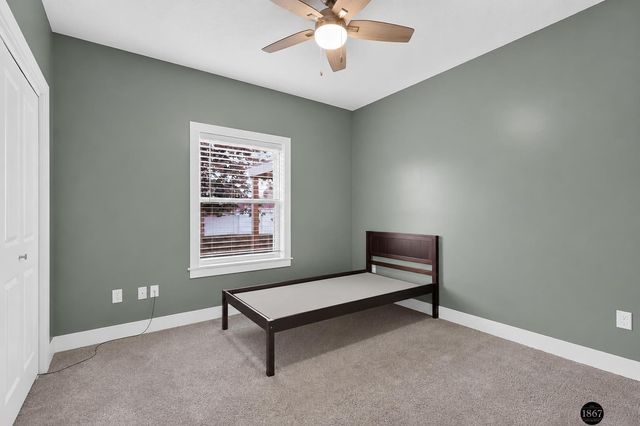 6215 S 97th Circle, Lincoln, NE 68526