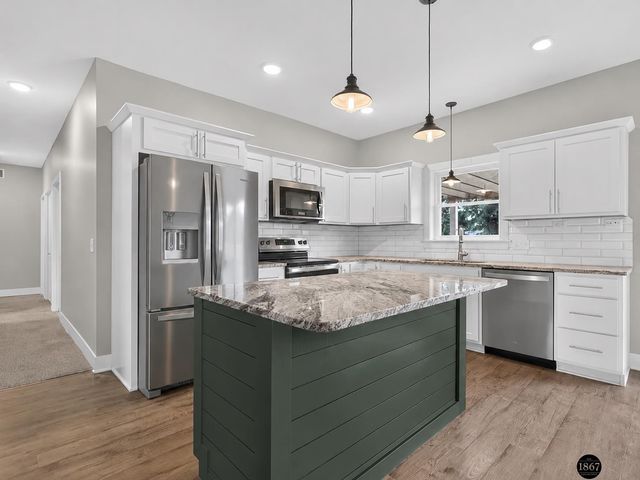6215 S 97th Circle, Lincoln, NE 68526
