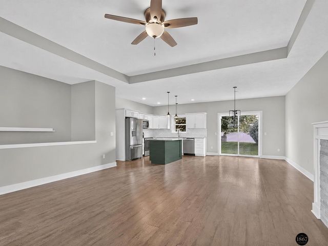 6215 S 97th Circle, Lincoln, NE 68526