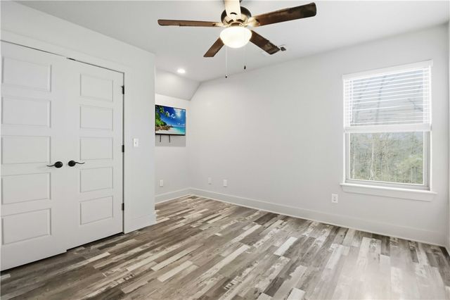 9 Kings Lynn, Bella Vista, AR 72715