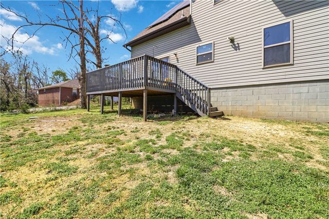 9 Kings Lynn, Bella Vista, AR 72715