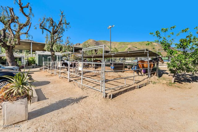 11270 Dominica Avenue, Lakeview Terrace, CA 91342