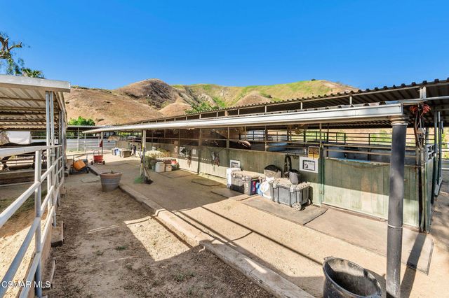 11270 Dominica Avenue, Lakeview Terrace, CA 91342