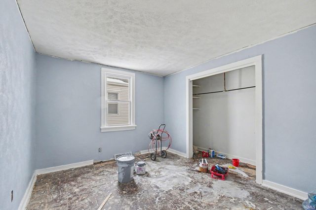 531 S Logan Street, South Bend, IN 46615