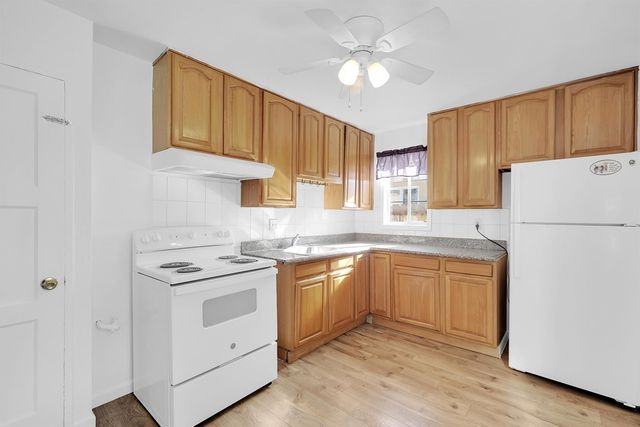 15879 Hesperian Blvd, San Lorenzo, CA 94580