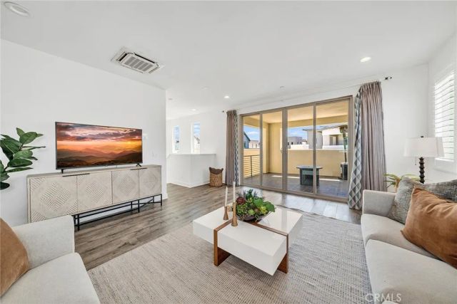 115 Masterpiece, Irvine, CA 92618