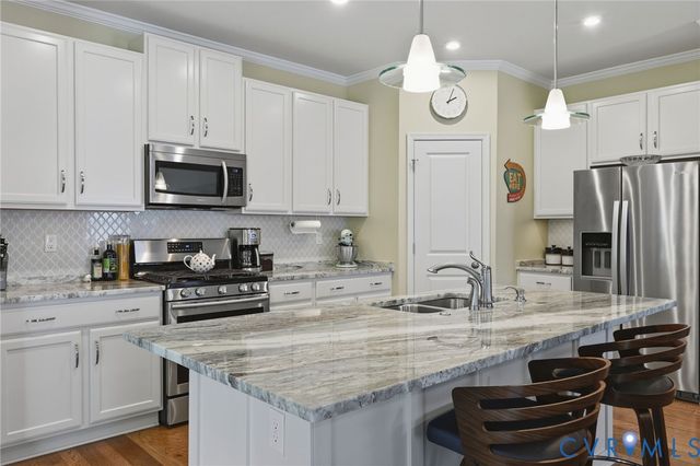 15758 Mosaic Creek Blvd, Richmond, VA 23238