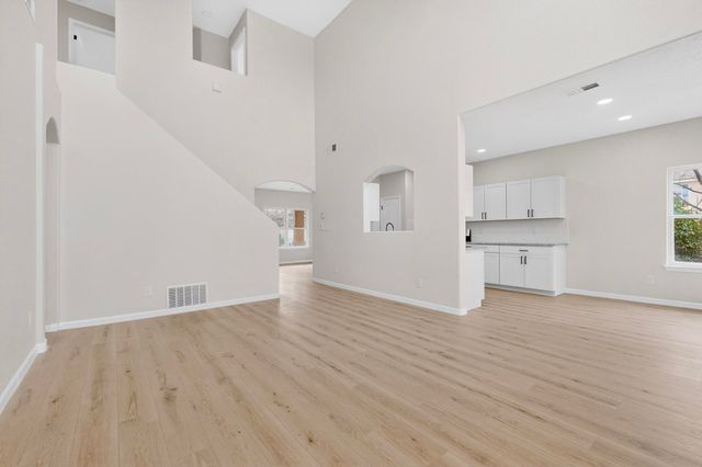 6247 Sierra Nevada Circle NW, Albuquerque, NM 87114