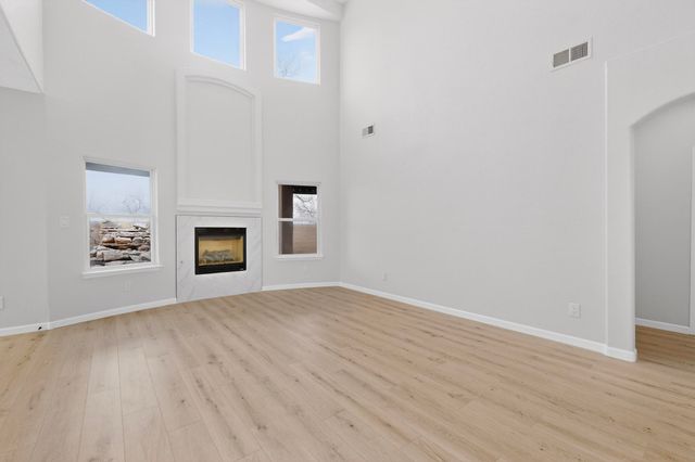 6247 Sierra Nevada Circle NW, Albuquerque, NM 87114