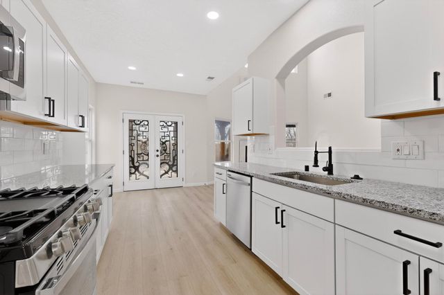 6247 Sierra Nevada Circle NW, Albuquerque, NM 87114