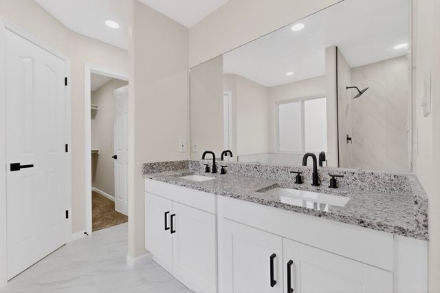 6247 Sierra Nevada Circle NW, Albuquerque, NM 87114