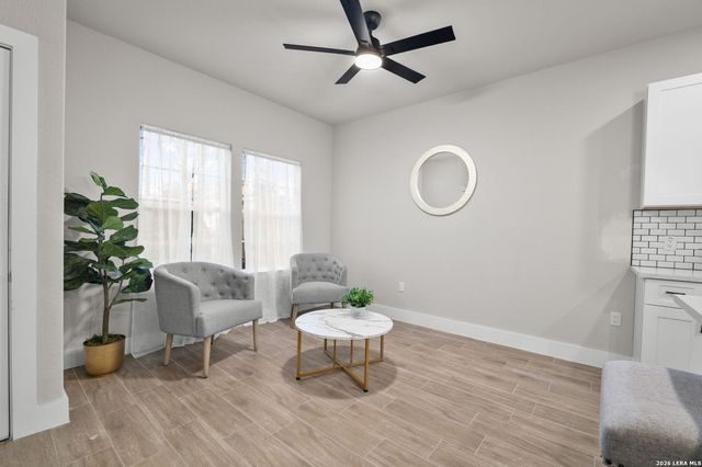 1122 Elvira St, San Antonio, TX 78207