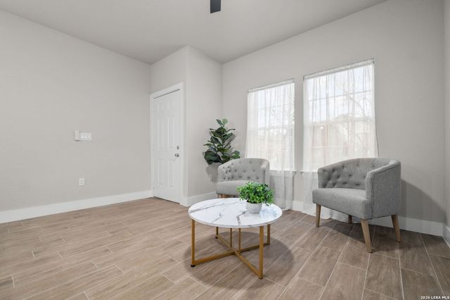 1122 Elvira St, San Antonio, TX 78207