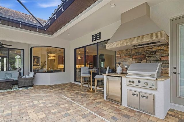 9594 Firenze CIR, Naples, FL 34113