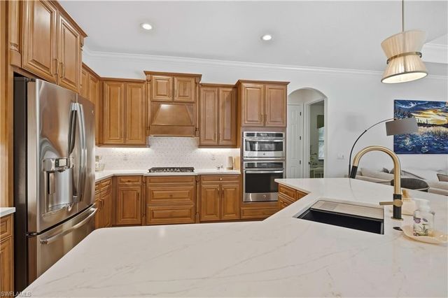 9594 Firenze CIR, Naples, FL 34113
