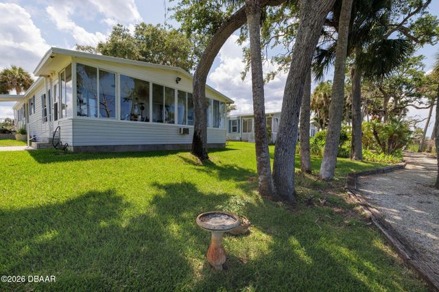 735 Navigators Way, Edgewater, FL 32141