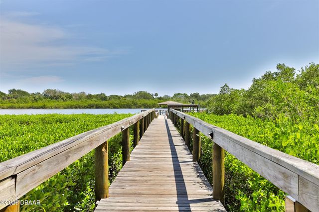 735 Navigators Way, Edgewater, FL 32141