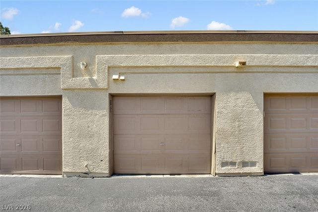 3613 Shawn Reynolds Court 103, Las Vegas, NV 89129