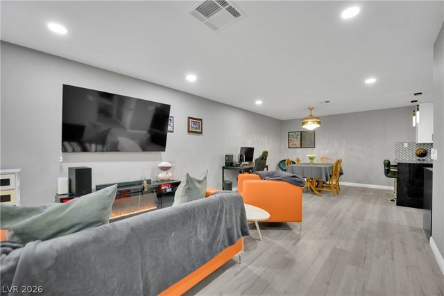 3613 Shawn Reynolds Court 103, Las Vegas, NV 89129