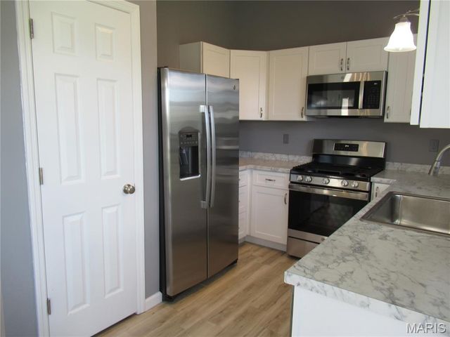 322 Stone Village Drive, Wentzville, MO 63385