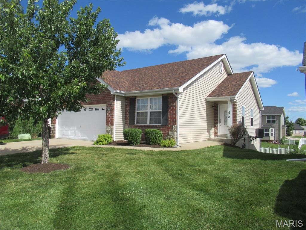 322 Stone Village Drive, Wentzville, MO 63385