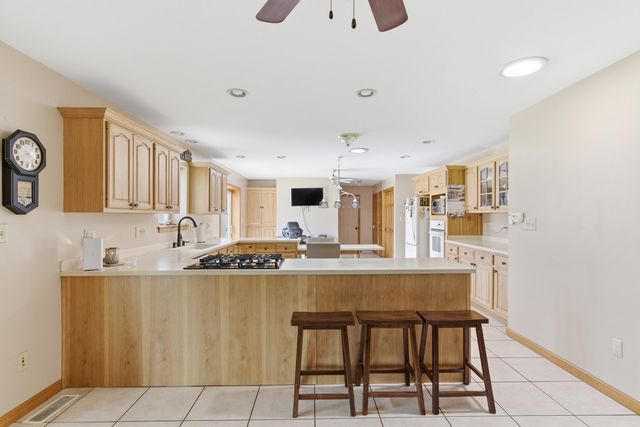 1251 N Mineral Springs Road, Porter, IN 46304