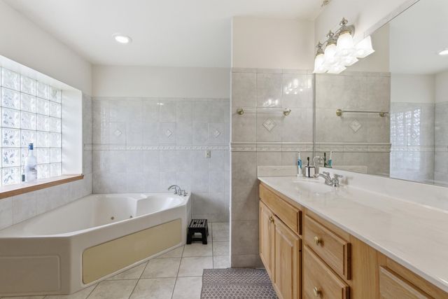 1251 N Mineral Springs Road, Porter, IN 46304