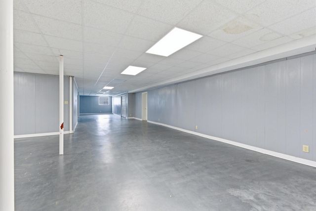 1251 N Mineral Springs Road, Porter, IN 46304