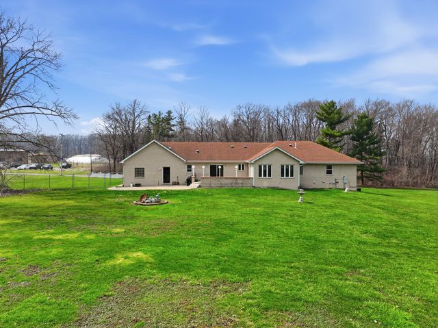 1251 N Mineral Springs Road, Porter, IN 46304