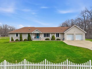 1251 N Mineral Springs Road, Porter, IN 46304