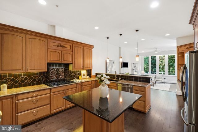 11123 POTOMAC CREST DR, Potomac, MD 20854