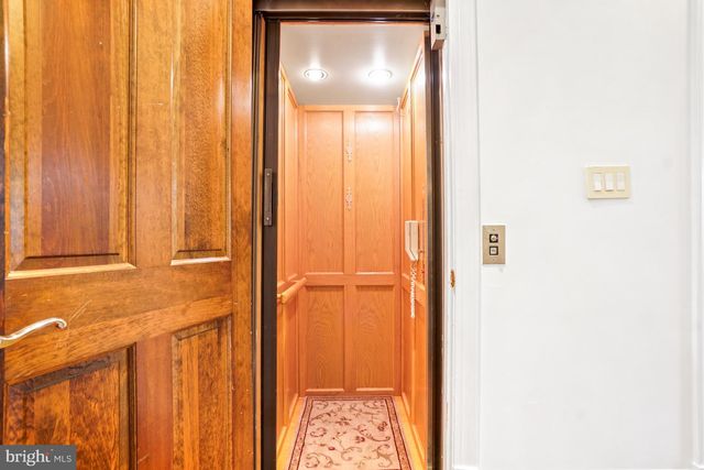 11123 POTOMAC CREST DR, Potomac, MD 20854