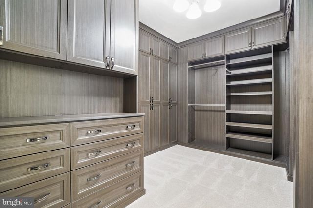 11123 POTOMAC CREST DR, Potomac, MD 20854